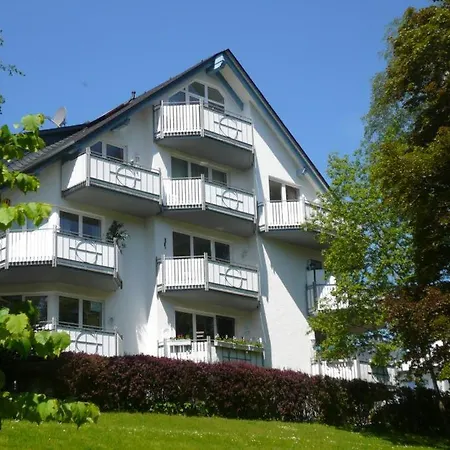 F Am Kurpark Mit Meinecardplus ヴィリンゲン